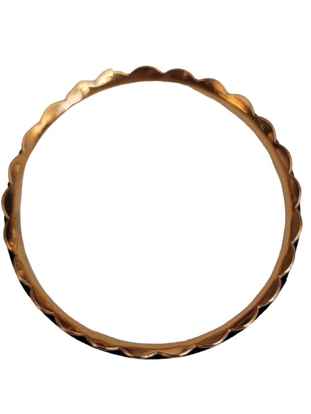 Bela Gold Tone Scallop Edge Bracelet Bangle